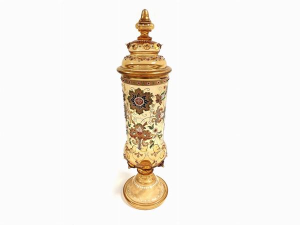 A vase with an amber-coloured glass lid decorated with polychrome enamels.  (North-Europe, 1970)  - Auction Furniture and Paintings from a villa in Fiesole (FI) - Maison Bibelot - Casa d'Aste Firenze - Milano