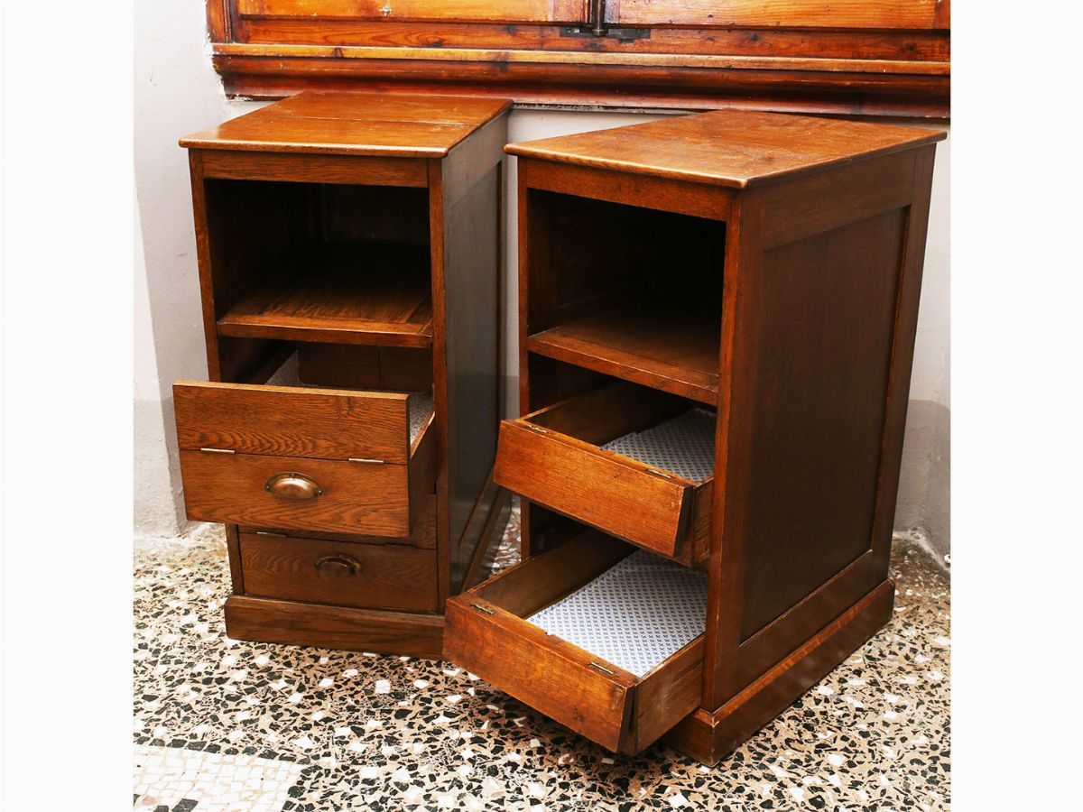 Coppia di Cassettiere da Ufficio in Rovere