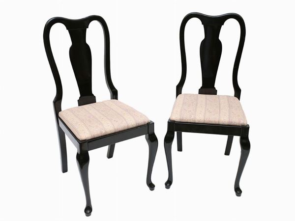 Serie di sei sedie in lacca nera