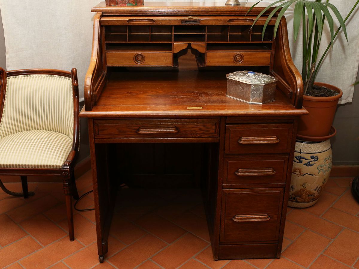 Piccola Scrivania in Rovere