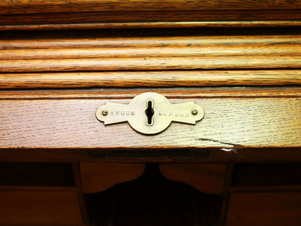 Piccola Scrivania in Rovere