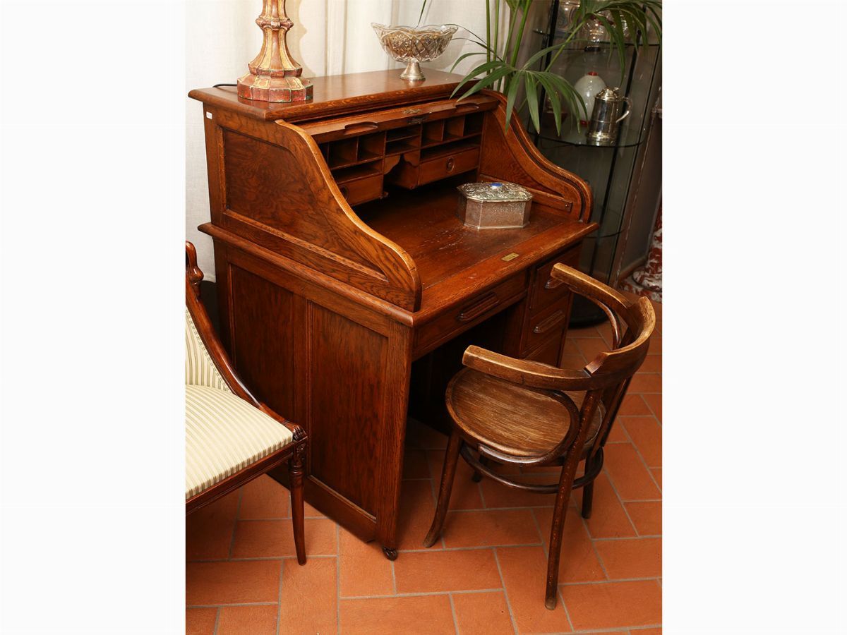 Piccola Scrivania in Rovere