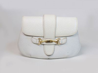 Pochette in Pelle Martellata Bianca, Gucci