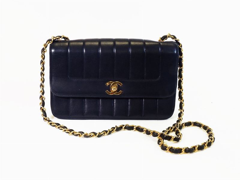 Borsa "timeless" a Spalla in Pelle Blu a Righe Verticali, Chanel