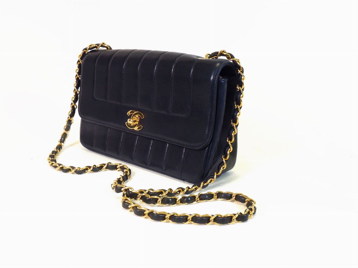 Borsa "timeless" a Spalla in Pelle Blu a Righe Verticali, Chanel