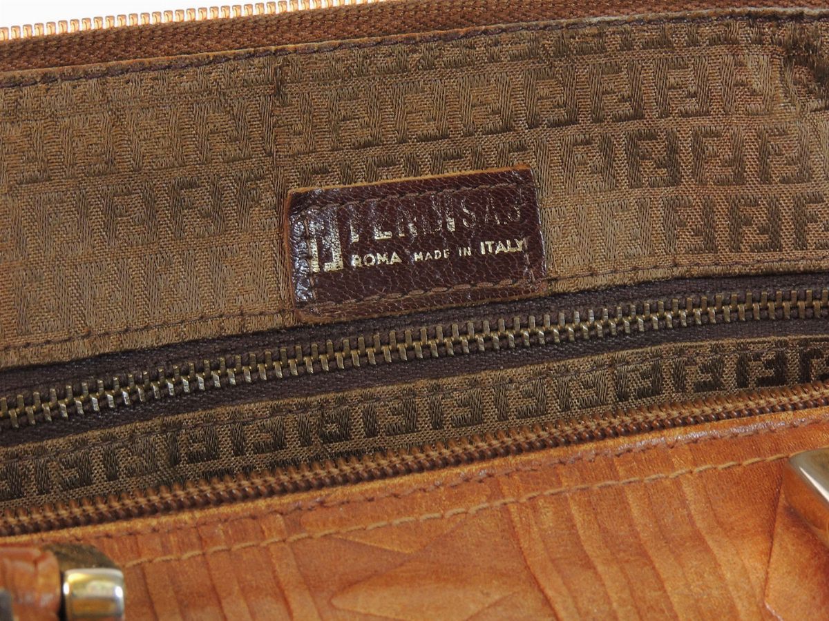 Bauletto in Pelle Marrone, Fendi