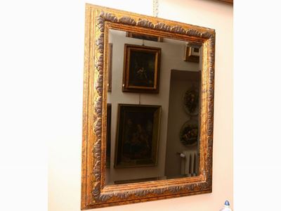 Specchiera con Cornice in Legno Intagliato e Dorato