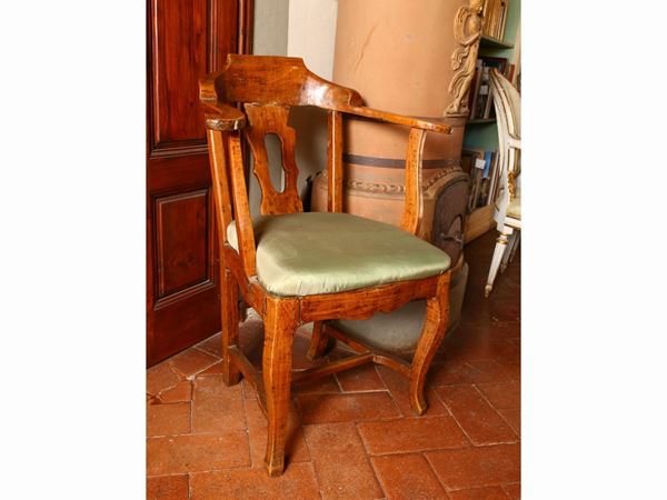 Walnut rustic armchair  (Tuscany, first half of the 19th century)  - Auction Furniture and Paintings from the Ancient Fattoria Franceschini, partly from Villa I Pitti - Maison Bibelot - Casa d'Aste Firenze - Milano