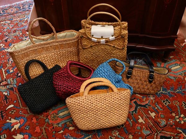 Seven vintage straw and raffia handbags
