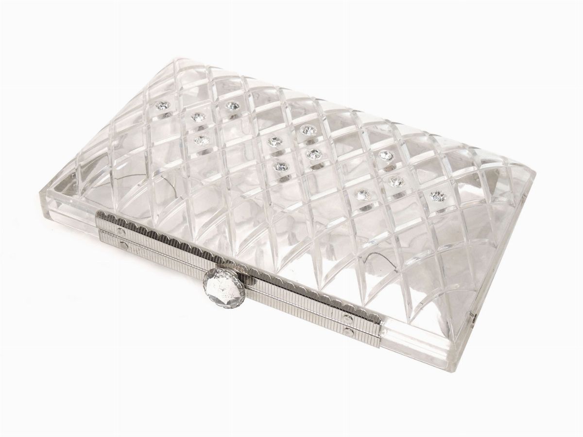 Clutch in Lucite Trasparente Incisa e Strass