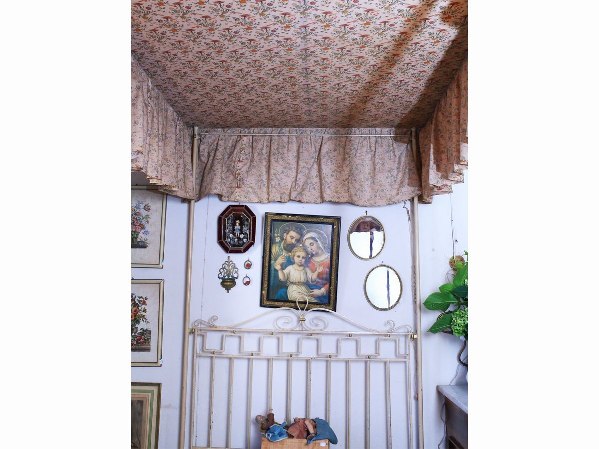 Letto a Baldacchino in Ferro Battuto Laccato Color Avorio