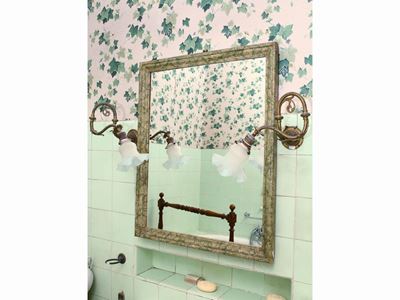 Lotto di Complementi di Arredo per Stanza da Bagno