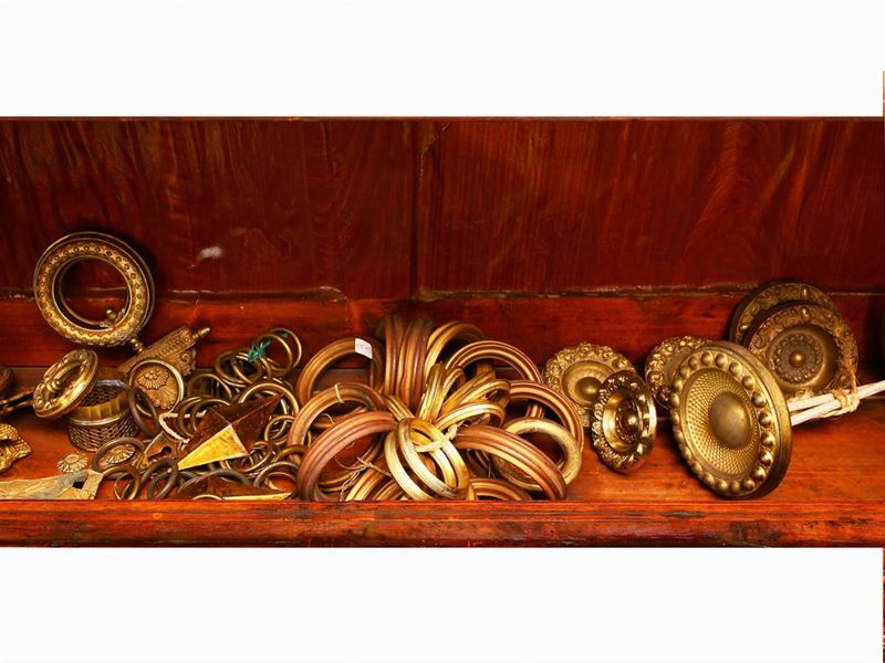 Lotto di Accessori per Tendaggi in Tôle e Metallo