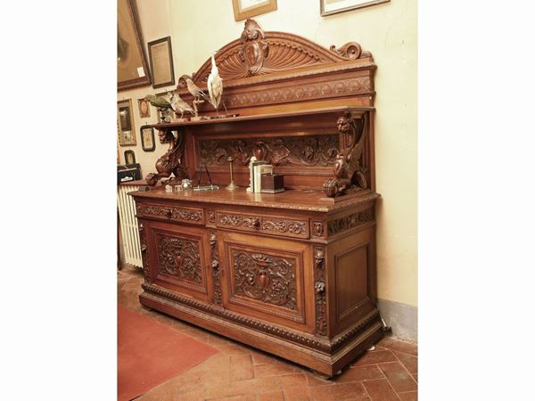 Walnut sideboard  (Tuscany, late 19th / early 20th century)  - Auction Furniture and Paintings from the Ancient Fattoria Franceschini, partly from Villa I Pitti - Maison Bibelot - Casa d'Aste Firenze - Milano