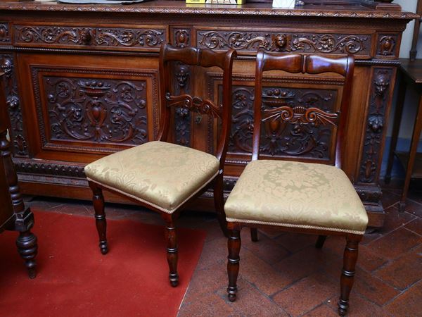 Set of four walnut chairs  (Tuscany, mid 19th century)  - Auction Furniture and Paintings from the Ancient Fattoria Franceschini, partly from Villa I Pitti - Maison Bibelot - Casa d'Aste Firenze - Milano
