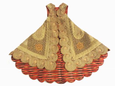 Soprabito Smanicato Etnico in Seta e Fili Metallici Dorati