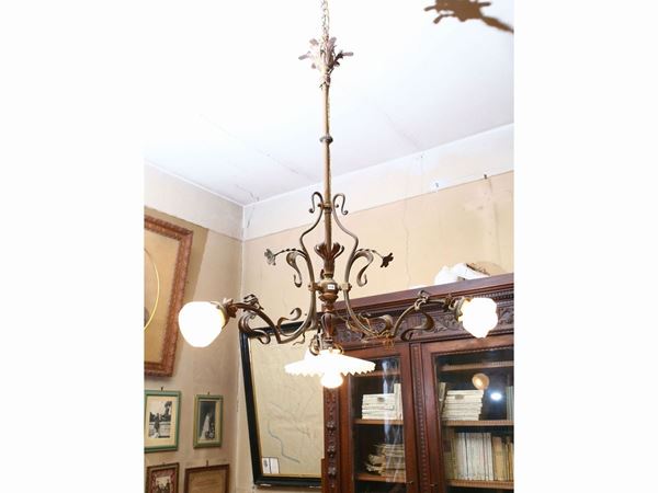 Liberty gilded chandelier  (early 20th century)  - Auction Furniture and Paintings from the Ancient Fattoria Franceschini, partly from Villa I Pitti - Maison Bibelot - Casa d'Aste Firenze - Milano