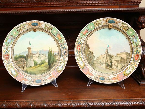 Coppia di piatti commemorativi dell'annessione Trento e Trieste