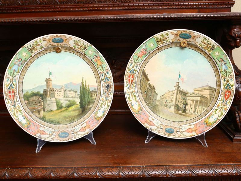 Coppia di Piatti Commemorativi Dell'annessione Trento e Trieste