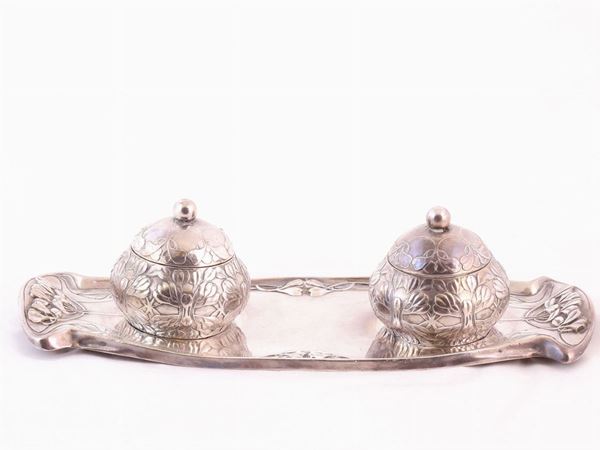 Double silver plated petwer inkwell