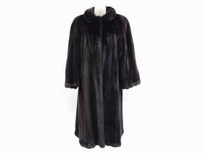 Cappotto in Visone Bruno