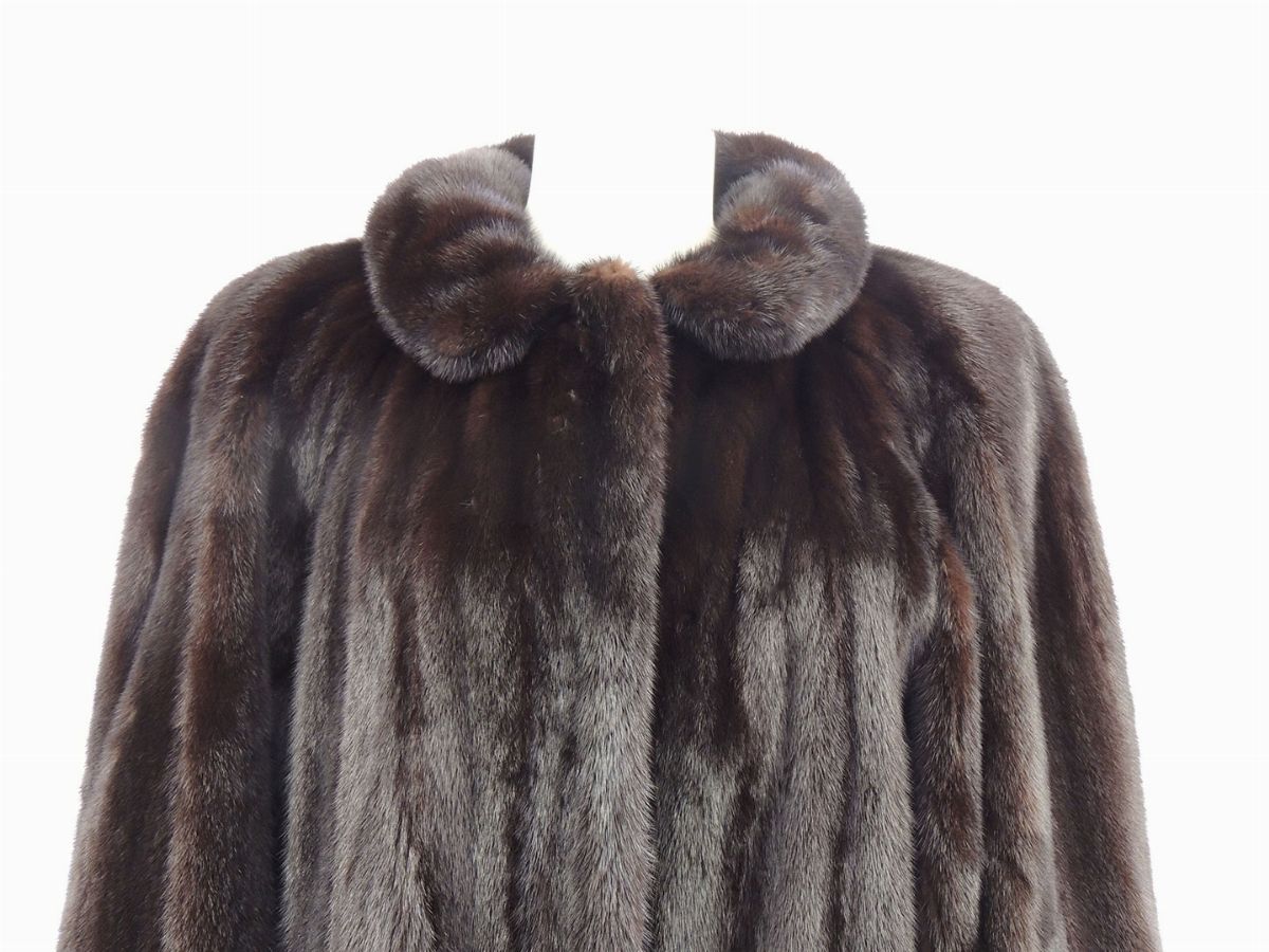 Cappotto in Visone Bruno