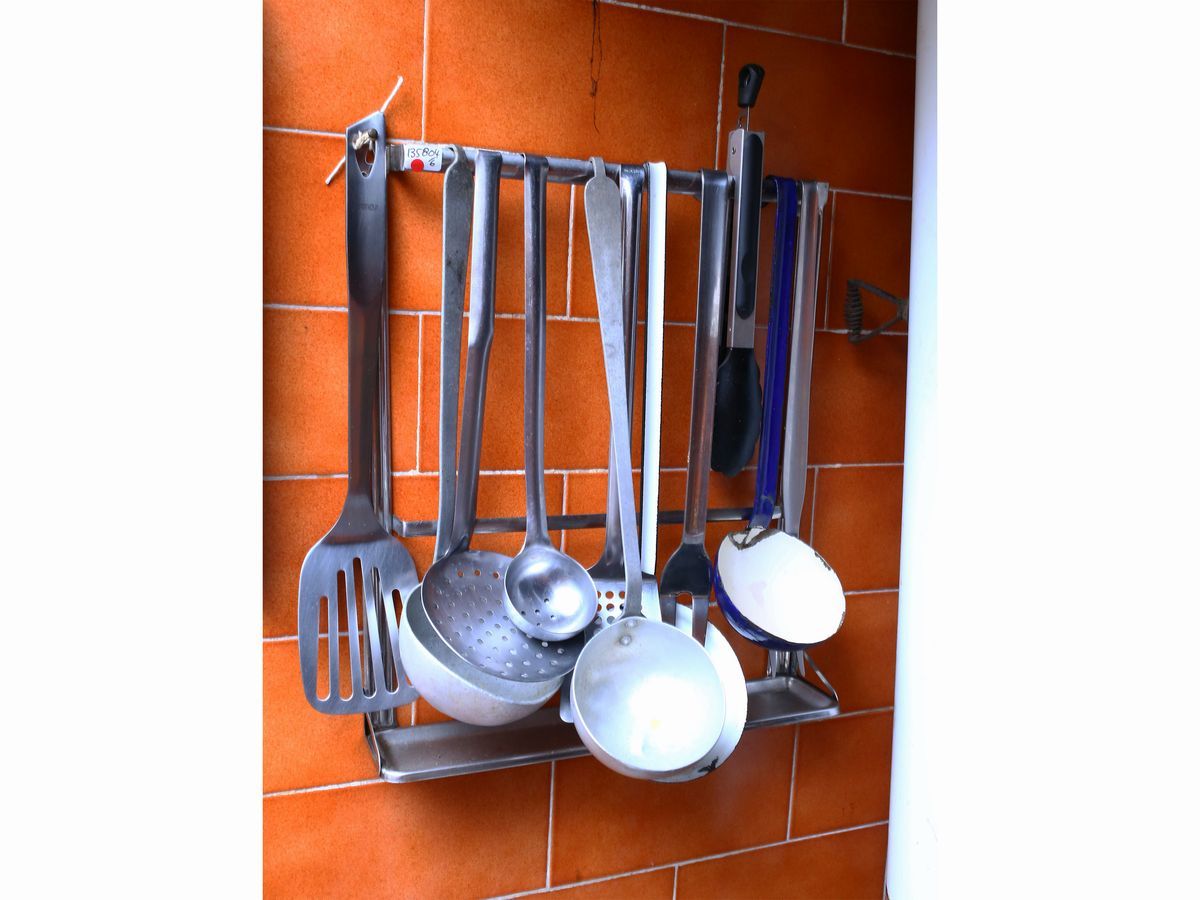 Lotto di Curiosità ed Accessori da Cucina D'epoca