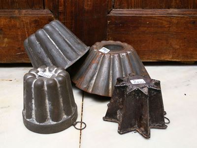 Quattro Stampi per Budini in Metallo