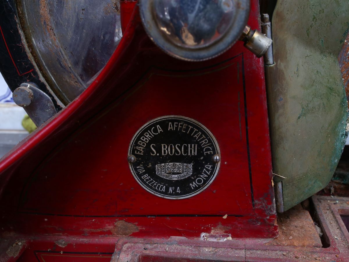 Grande Affettatrice in Metallo Laccato Rosso S. Boschi