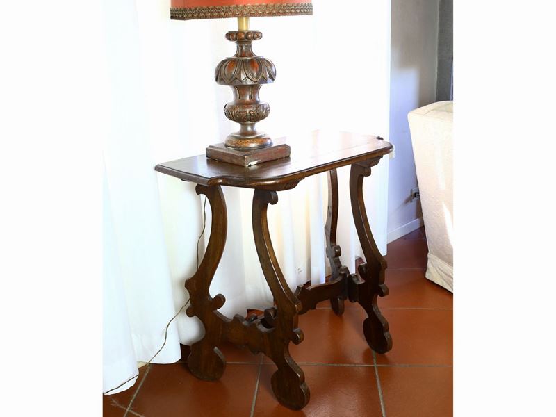 Mezzo Tavolo in Noce