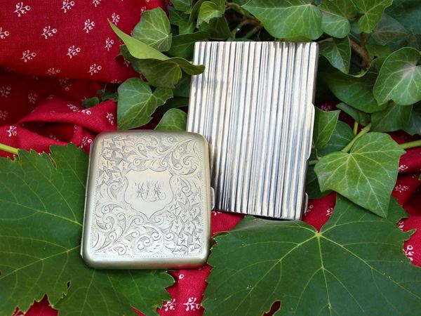 Cigarette case in silver  - Auction Tuscan style: curiosities from a country residence - Maison Bibelot - Casa d'Aste Firenze - Milano