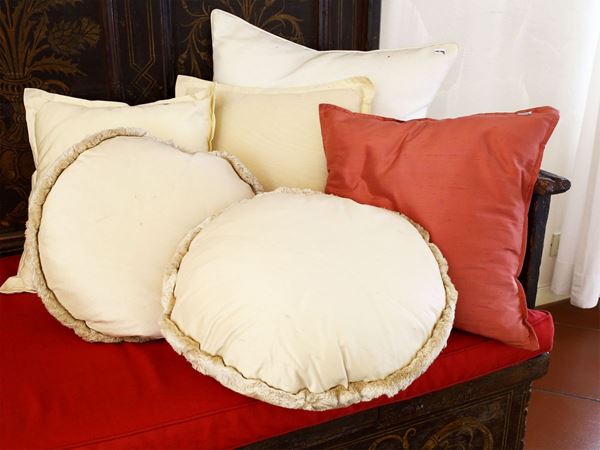 Pillows set  - Auction Furniture and Paintings from a villa in Fiesole (FI) - Maison Bibelot - Casa d'Aste Firenze - Milano