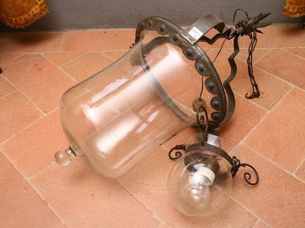 Due lanterne pensili  (XIX secolo)  - Asta Stile toscano: curiosità da una residenza di campagna - Maison Bibelot - Casa d'Aste Firenze - Milano