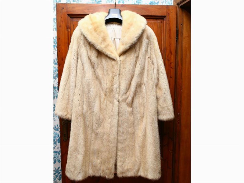 Cappotto in Pelliccia di Visione Color Miele