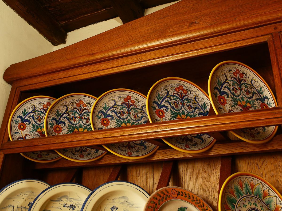 Serie di Dieci Piatti in Ceramica, Deruta