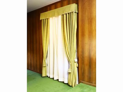 Tendaggio in Tessuto Boucle Color Senape