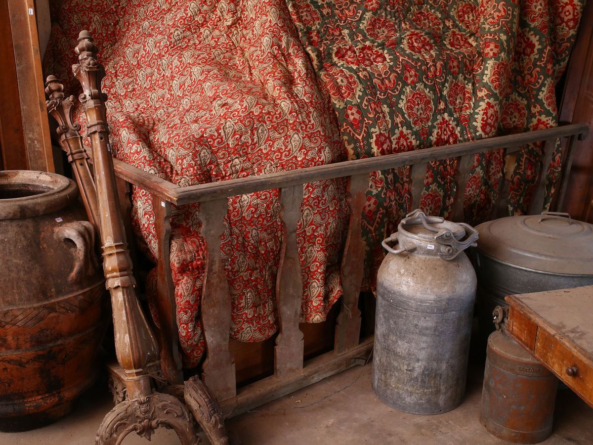 Lotto di Arredi Rustici da Campagna