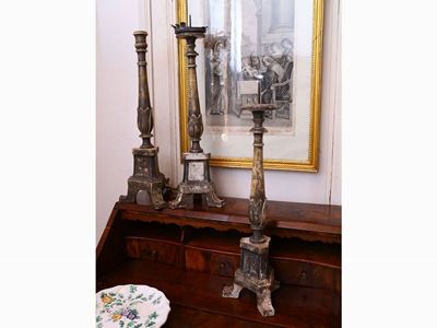 Tre Torciere in Legno Intagliato e Laccato