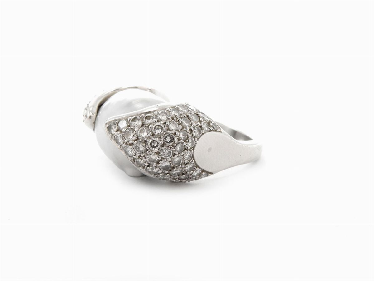 Anello Tiffany & Co in Platino con Diamanti e Perla Coltivata South Sea