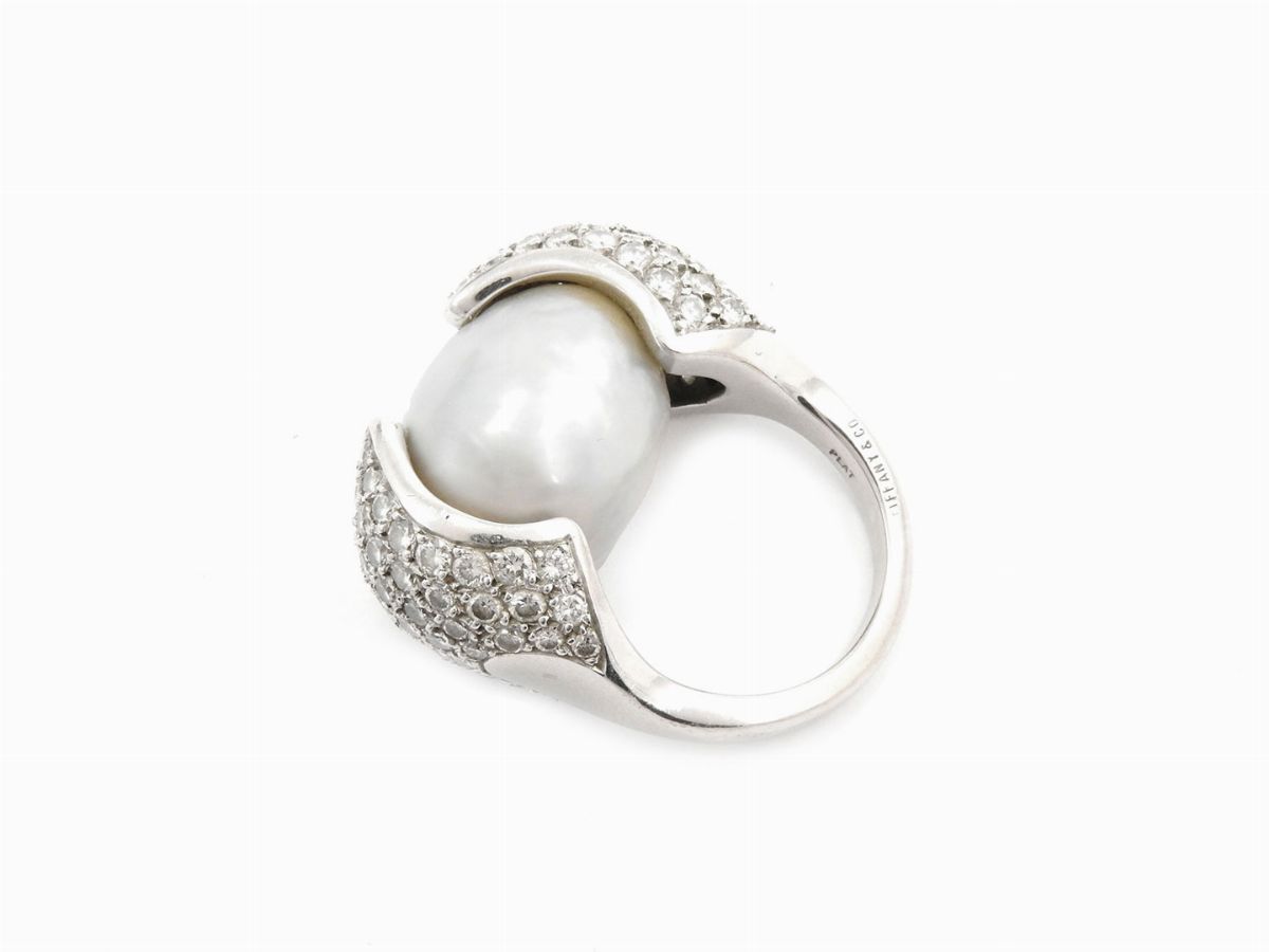 Anello Tiffany & Co in Platino con Diamanti e Perla Coltivata South Sea