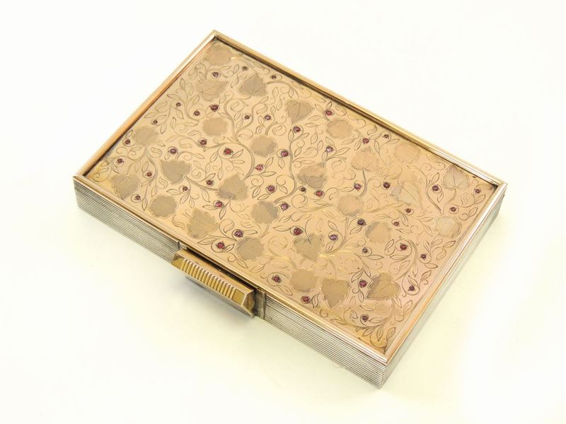 Trousse Portatrucchi in Argento Vermeil con Gemme Rosse
