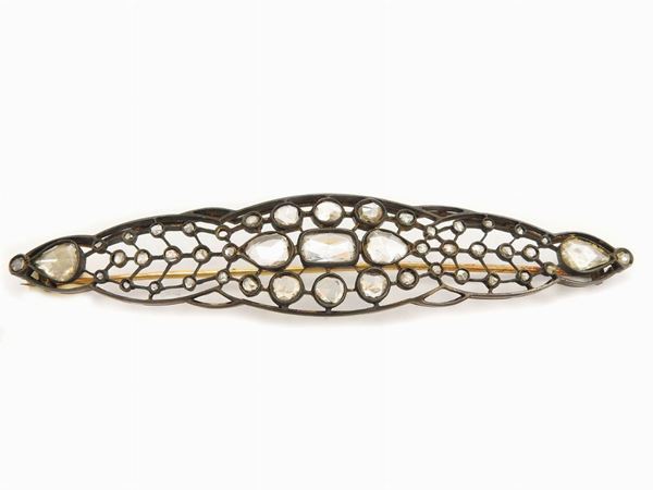 Yellow gold and silver bar brooch with diamonds  (early 20th century)  - Auction Jewels and Watches - Maison Bibelot - Casa d'Aste Firenze - Milano