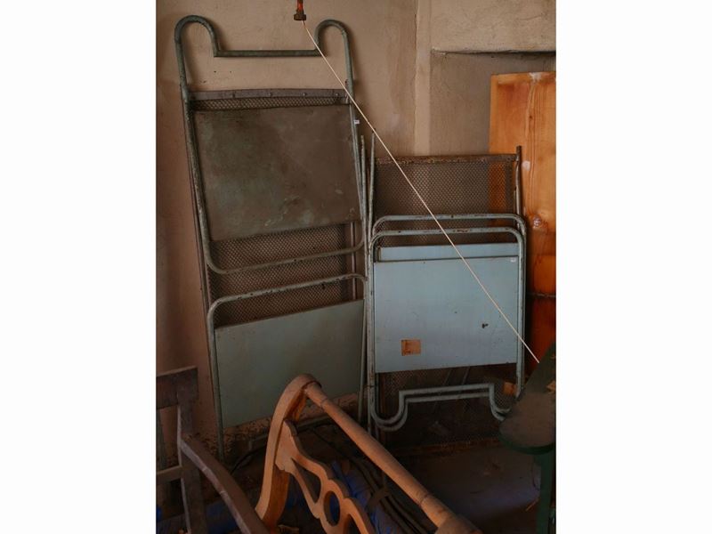 Coppia di Lettini da Bambino Pieghevoli in Ferro