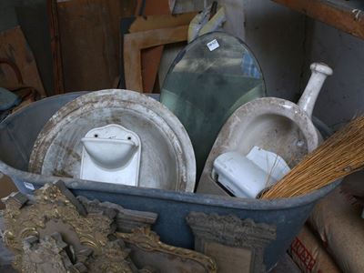 Lotto di Accessori D'epoca per Stanza da Bagno