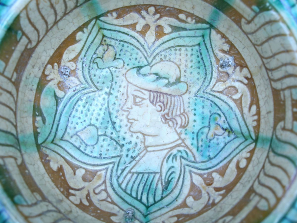 Ciotola in Terracotta Ingobbiata e Invetriata