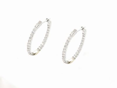 Orecchini Pendenti in Oro Bianco con Diamanti