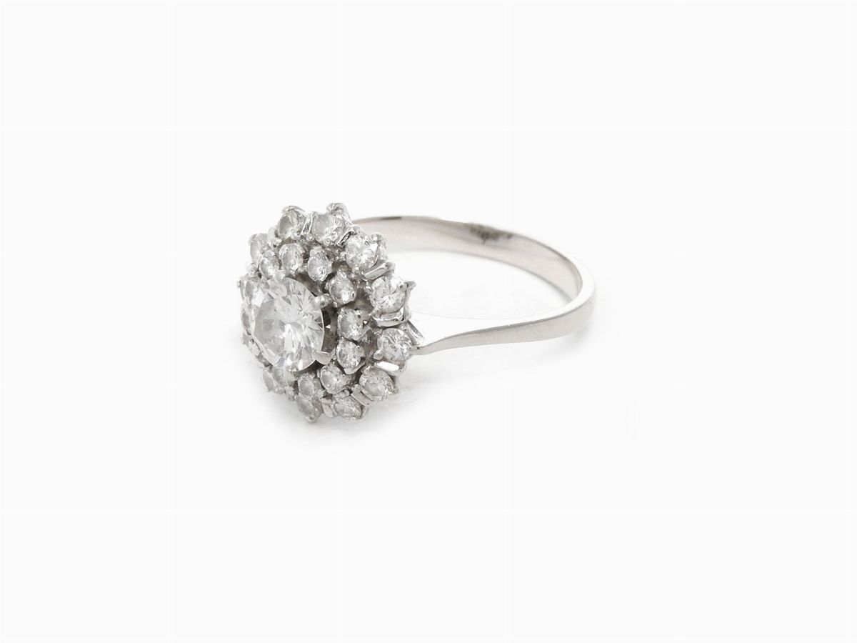 Anello in Oro Bianco con Diamanti