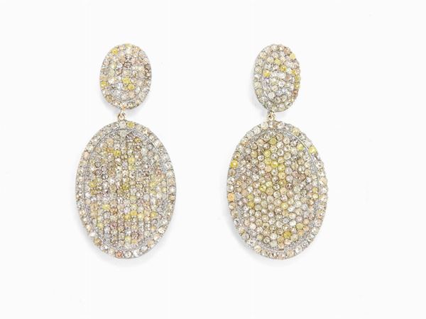 14 Kt burnished gold earrings with multicolored diamonds  - Auction Jewels and Watches - Maison Bibelot - Casa d'Aste Firenze - Milano