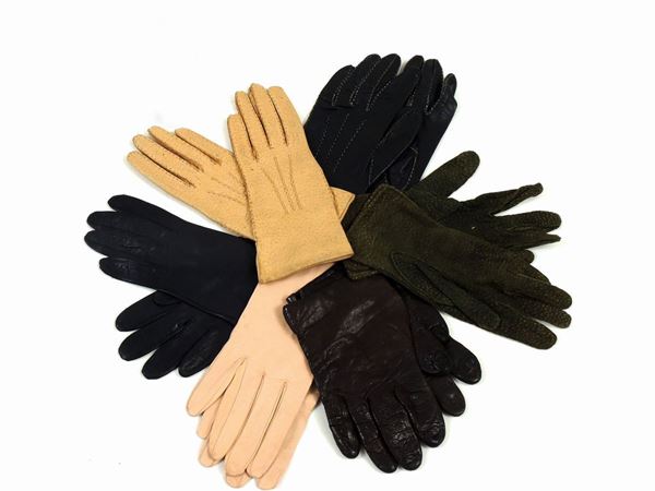 Leather gloves lot