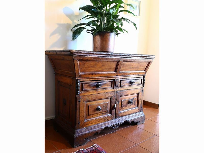 Piccola Madia in Legno Tenero